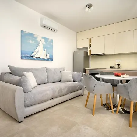 Apartment Zora Kastela
